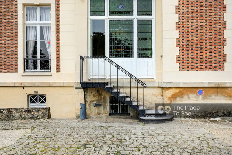Façade