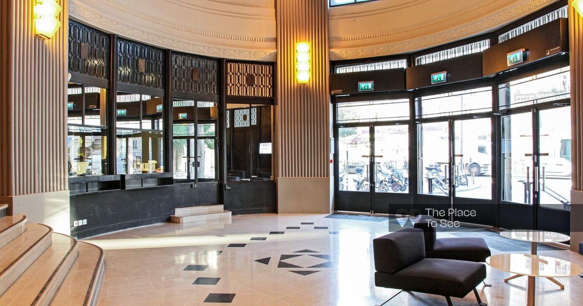 Théâtre des années 30 avec salles de réception et rooftop | The place ...