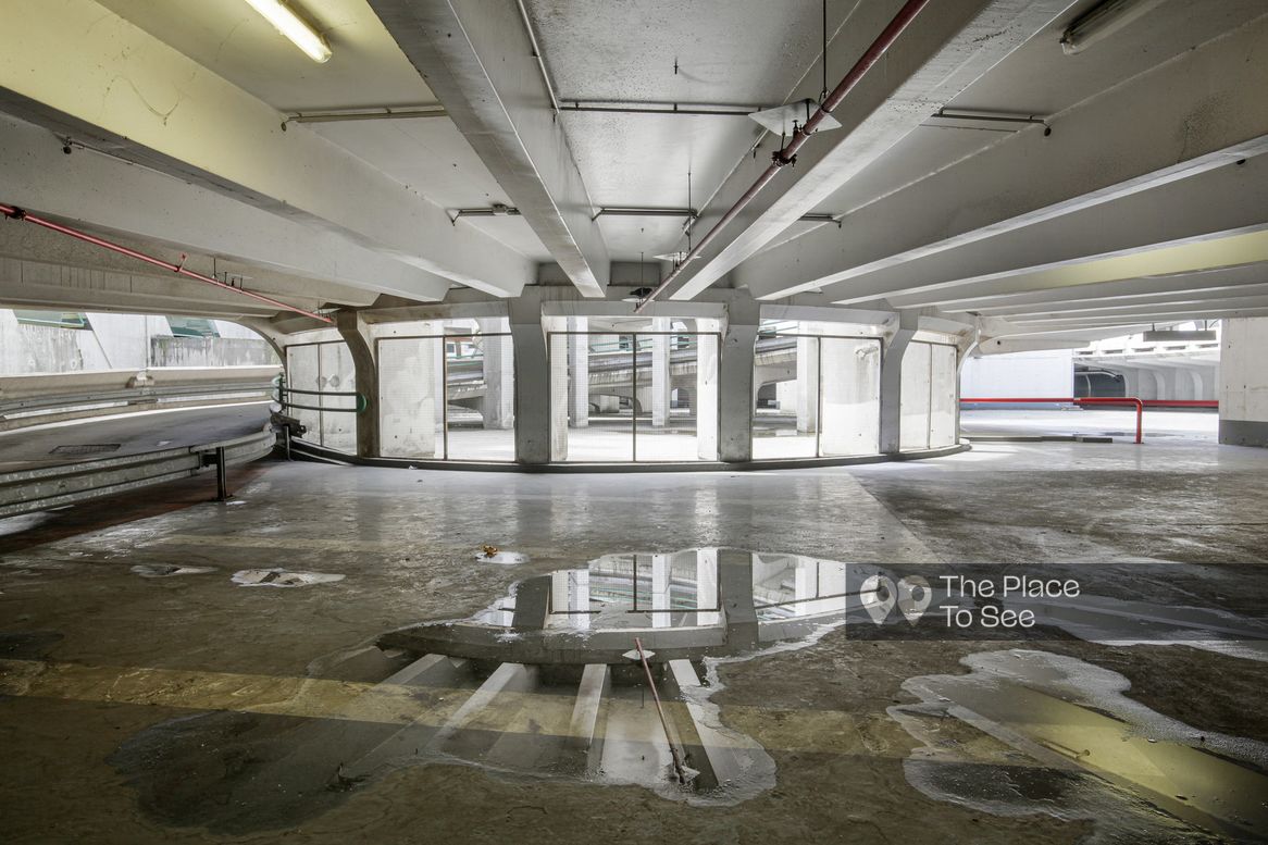 Parking Exterieur