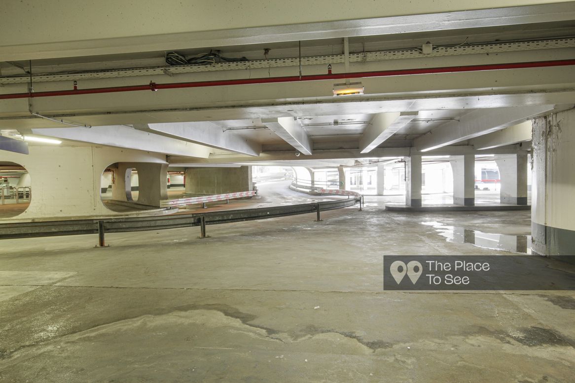 Parking Exterieur