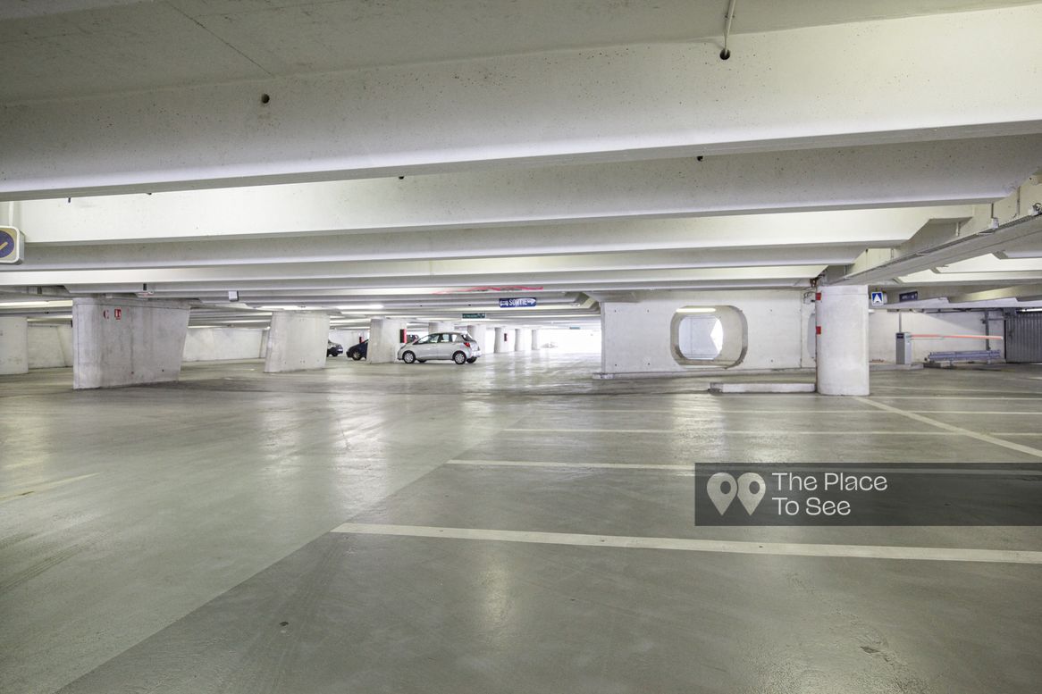 Parking Exterieur