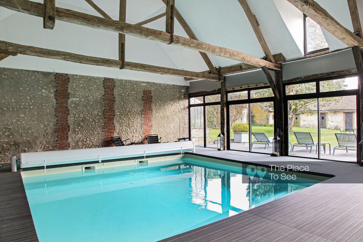 Piscine intérieure
