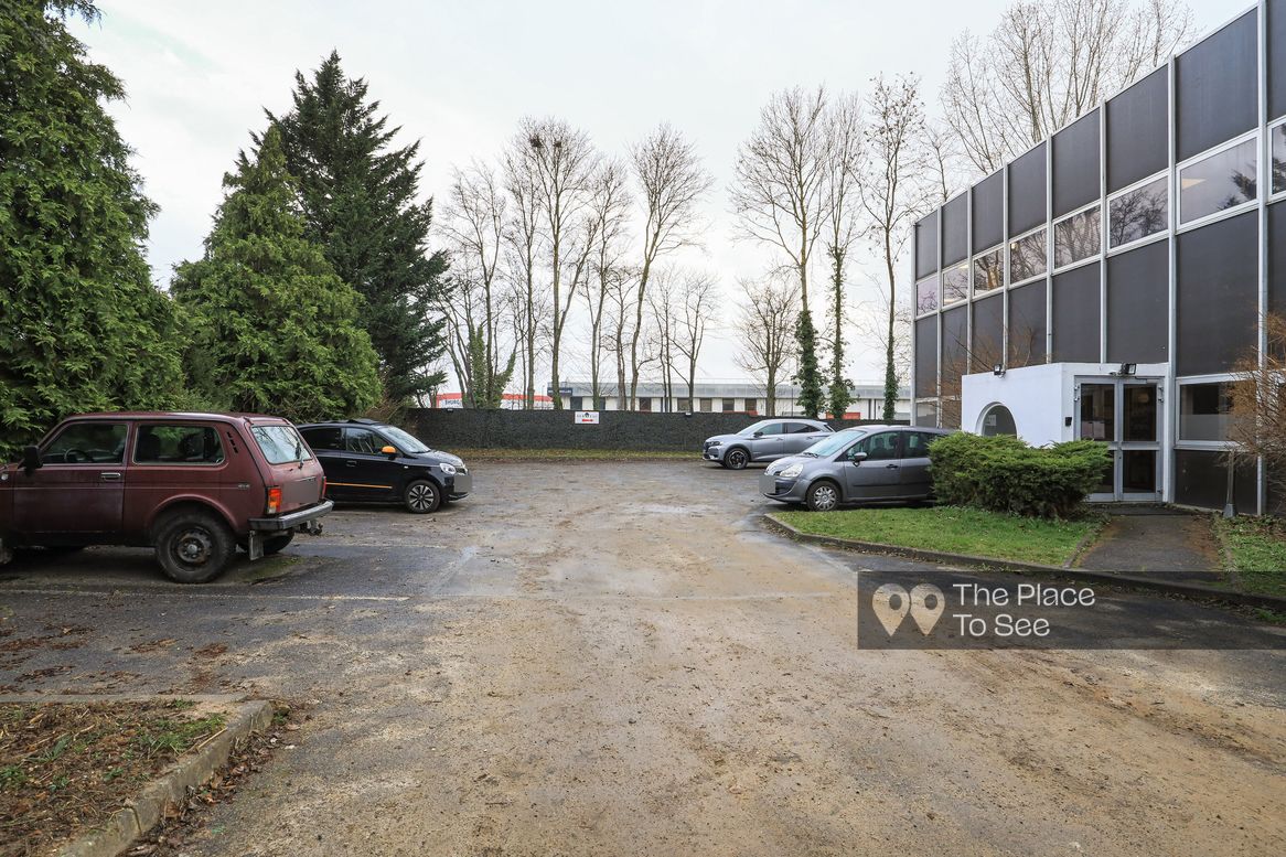 Parking Exterieur