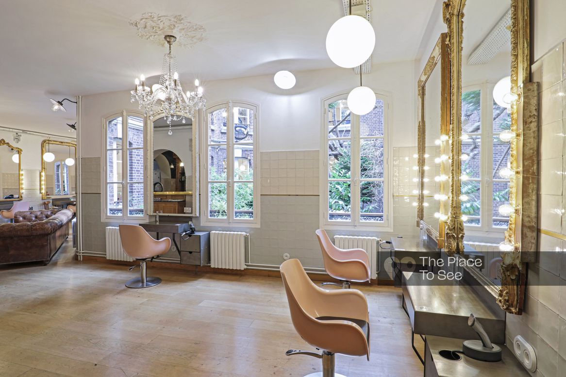 Salon