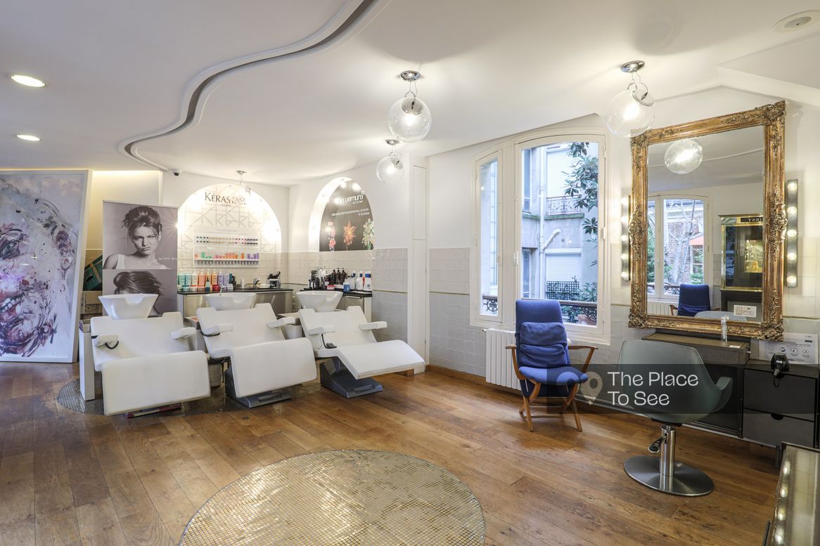 Salon