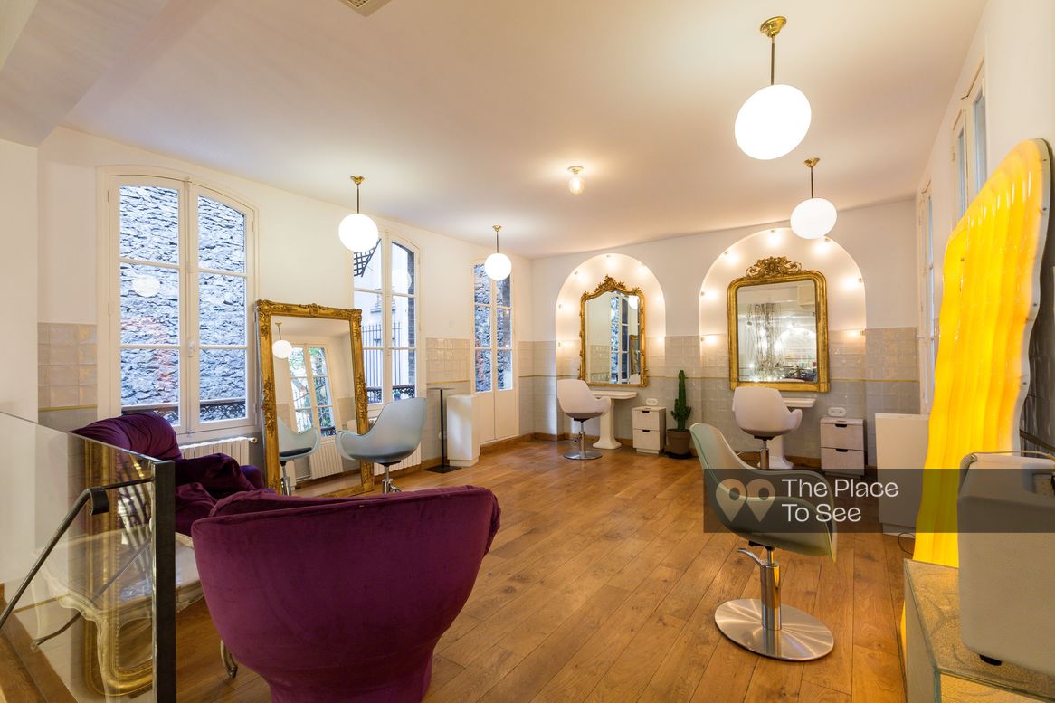 Salon