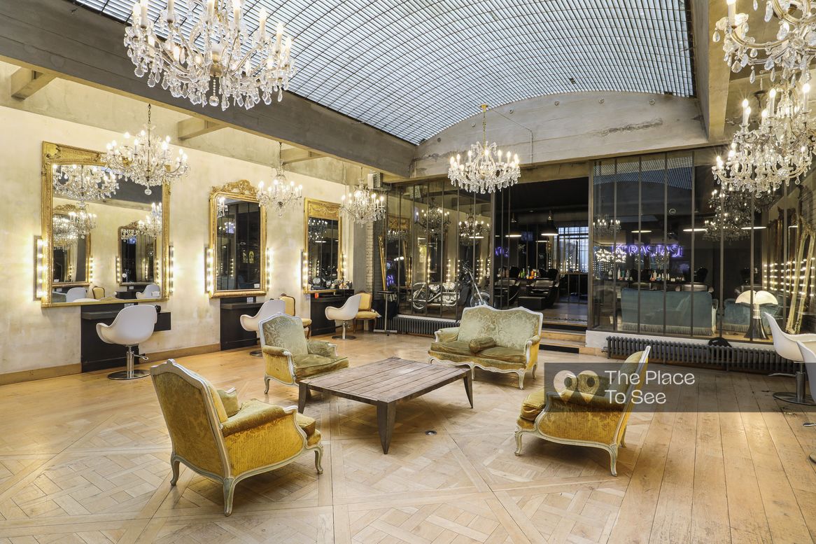 Salon