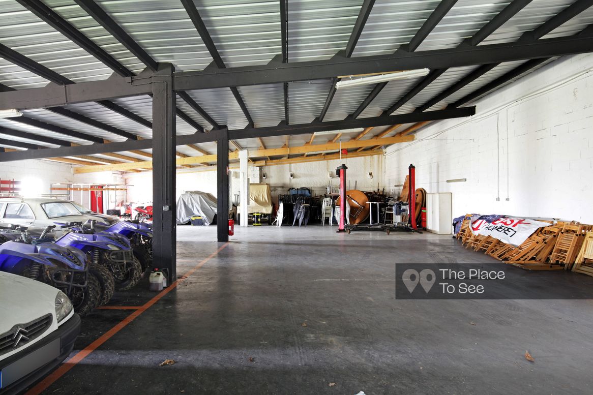 Hangar