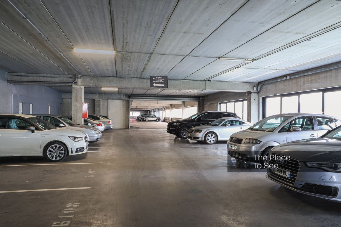 Parking Exterieur