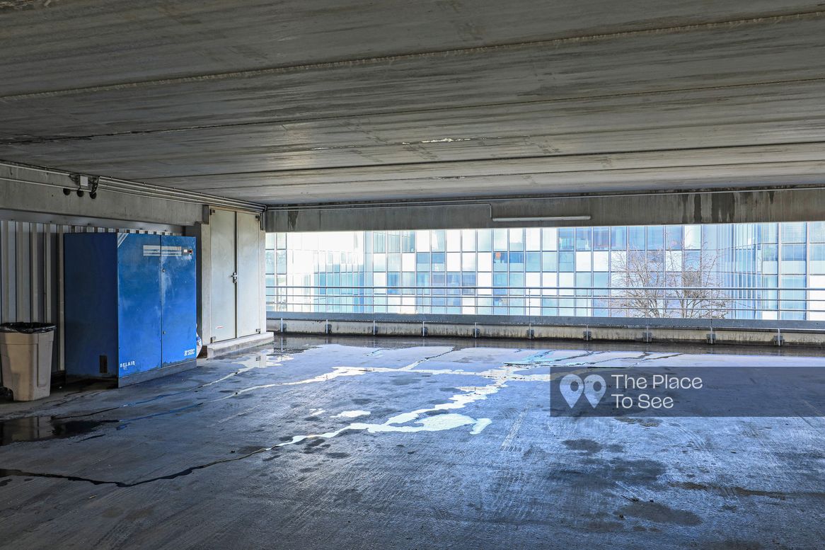 Parking Exterieur