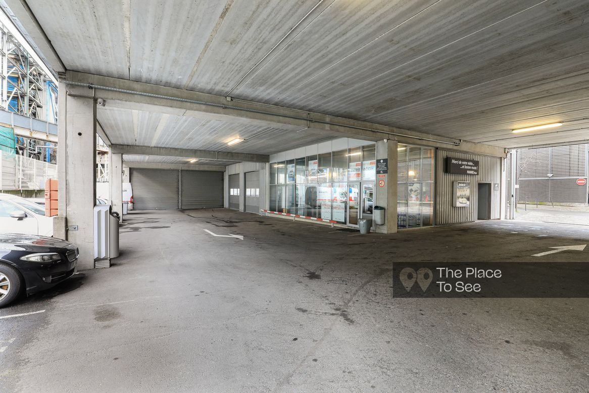 Parking Exterieur