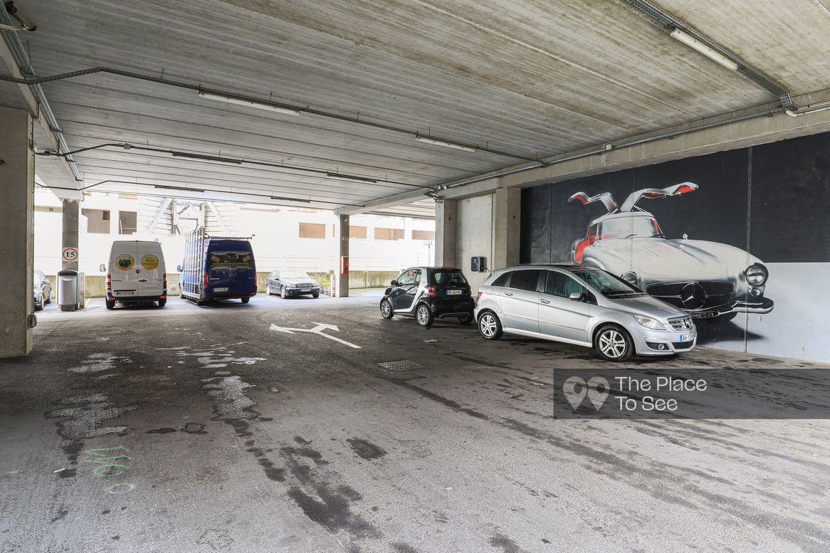 Parking Exterieur