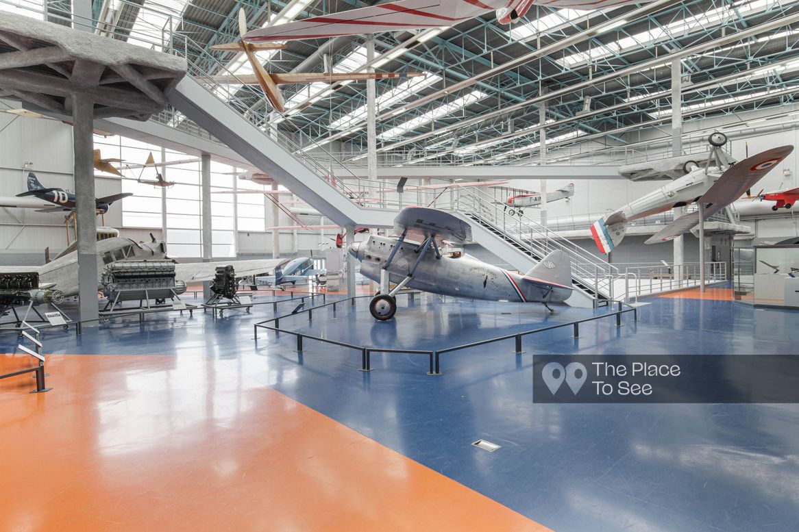 Hangar