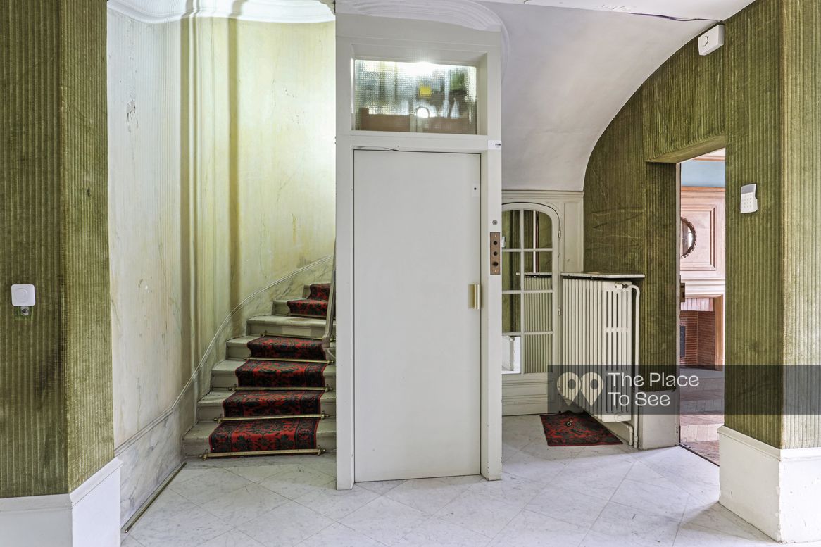Hall