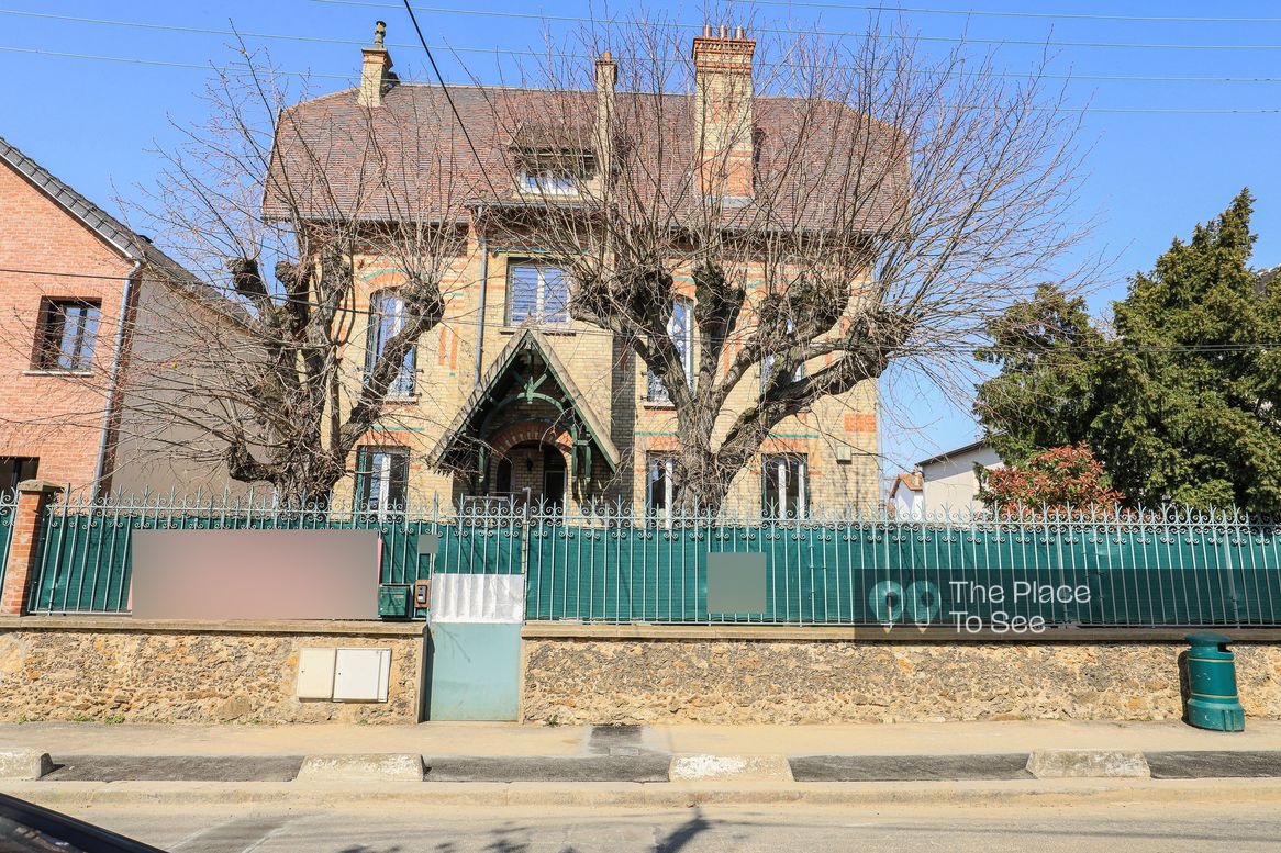 Façade