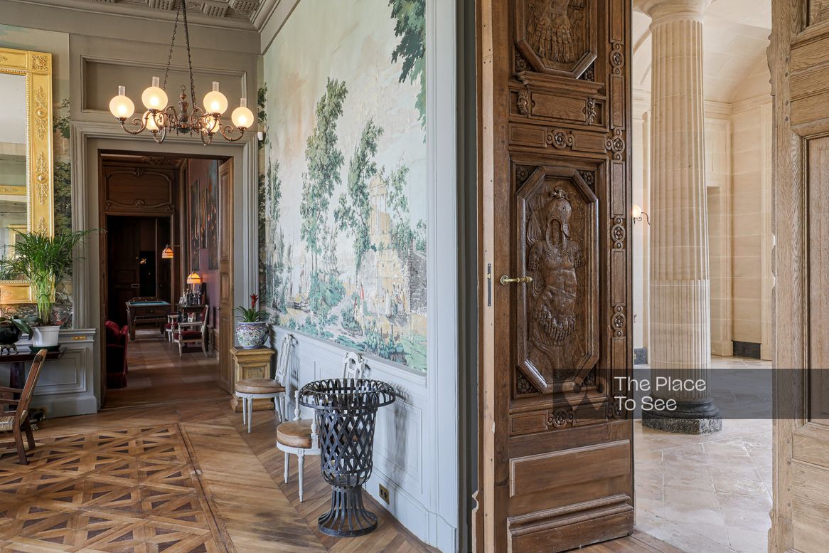 Salon