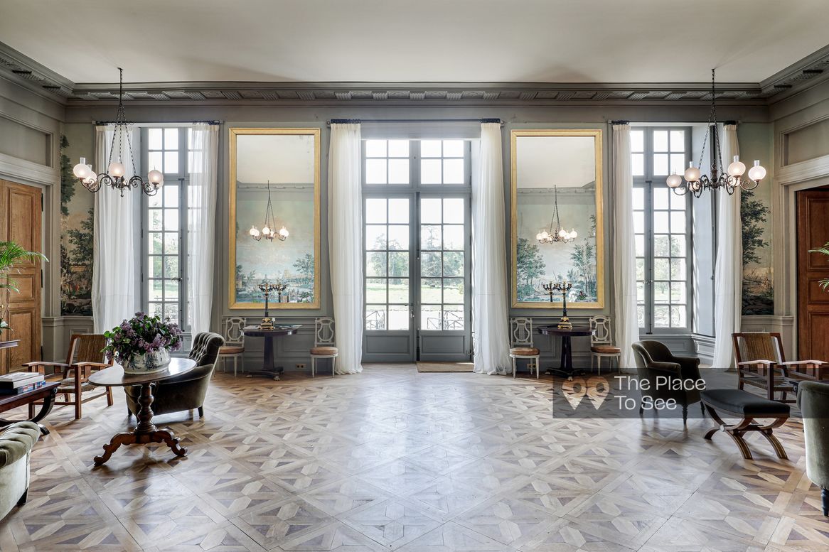 Salon