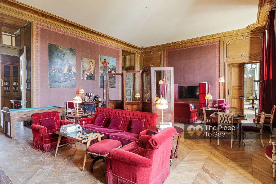 Salon
