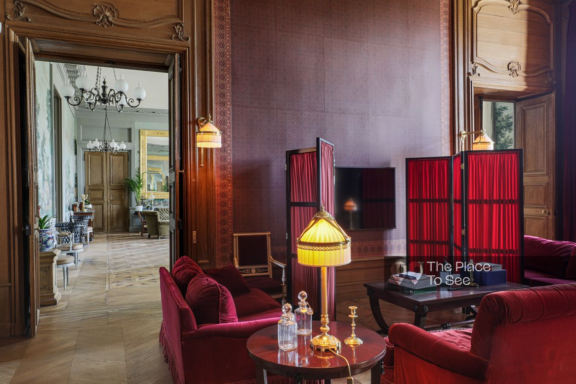Salon