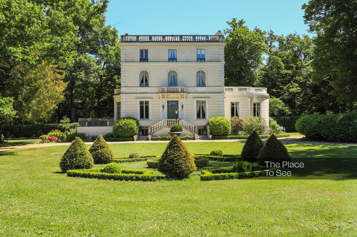 Façade