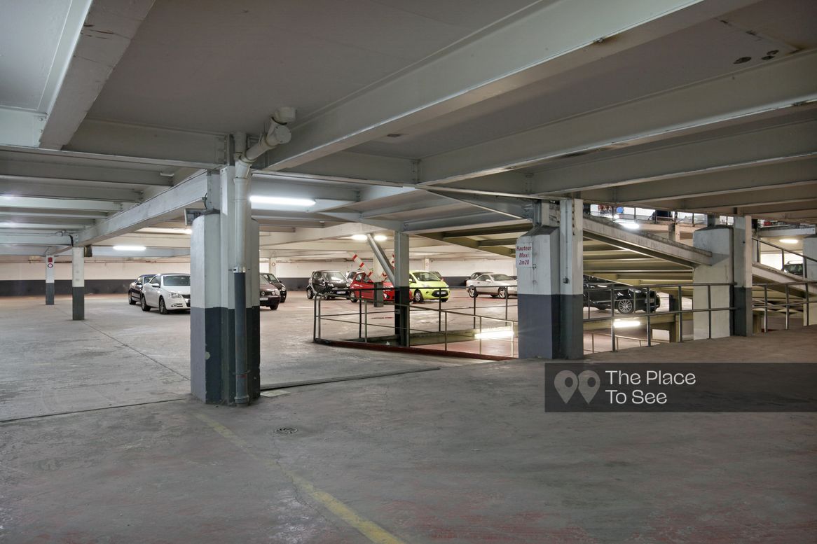 Parking intérieur
