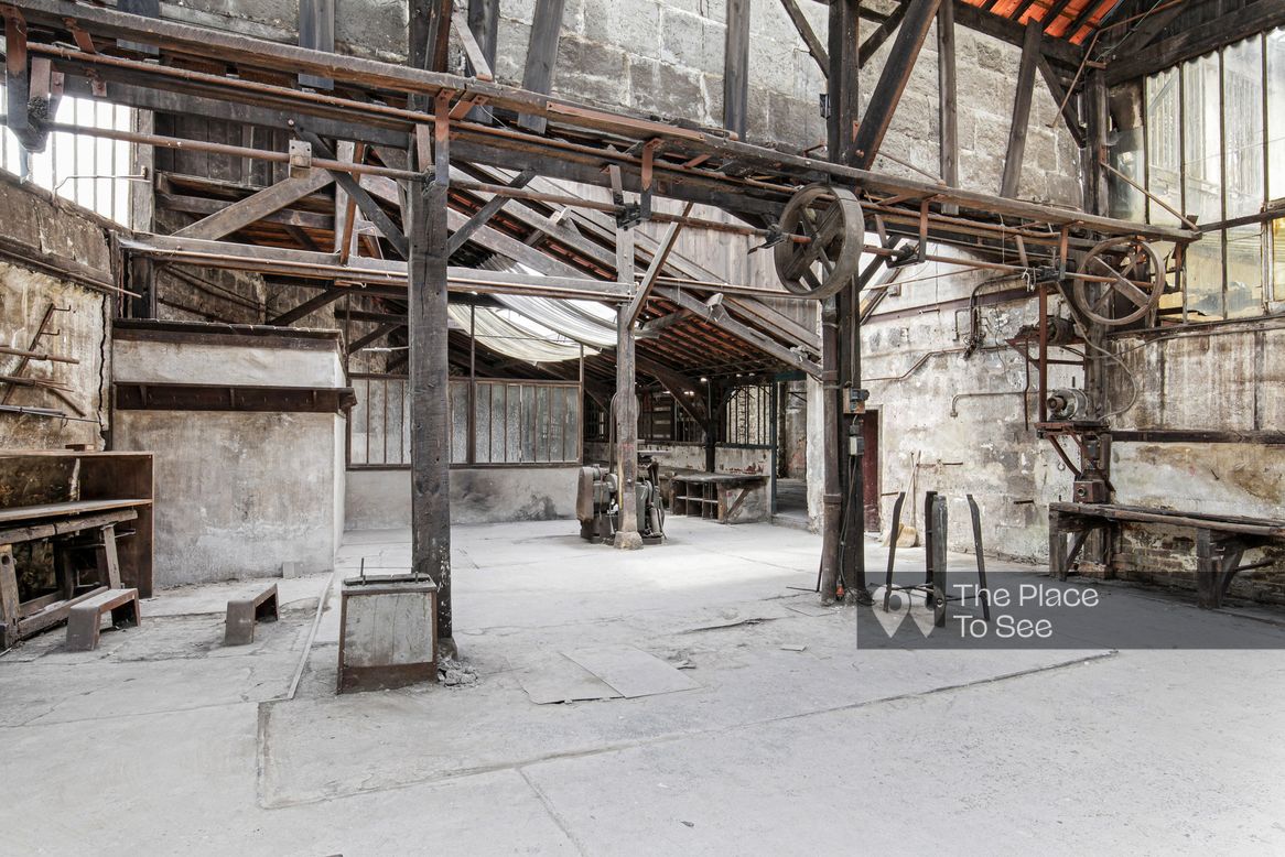 Hangar