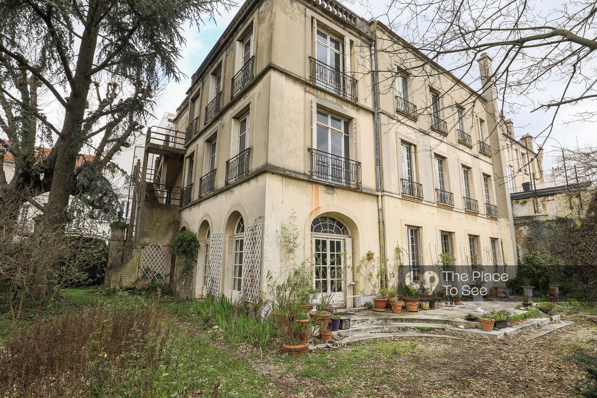 Façade