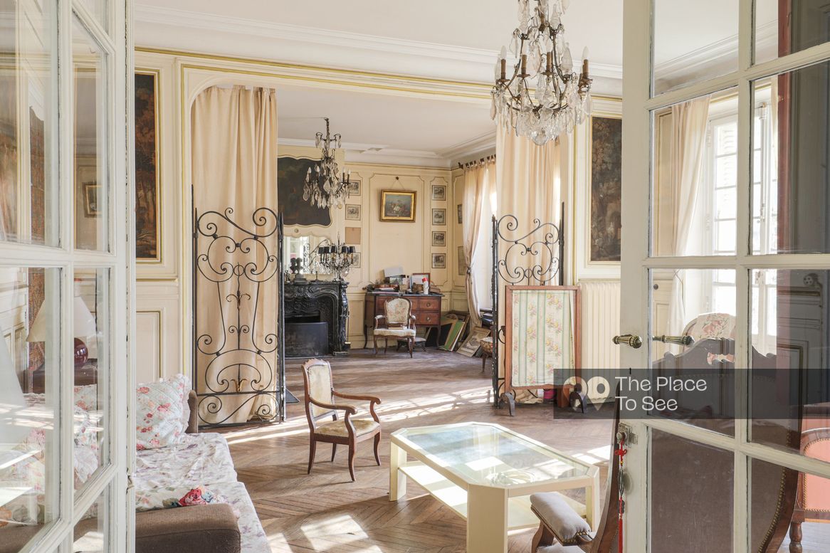 Salon