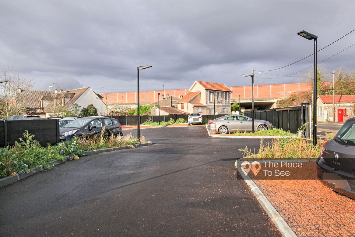 Parking Exterieur