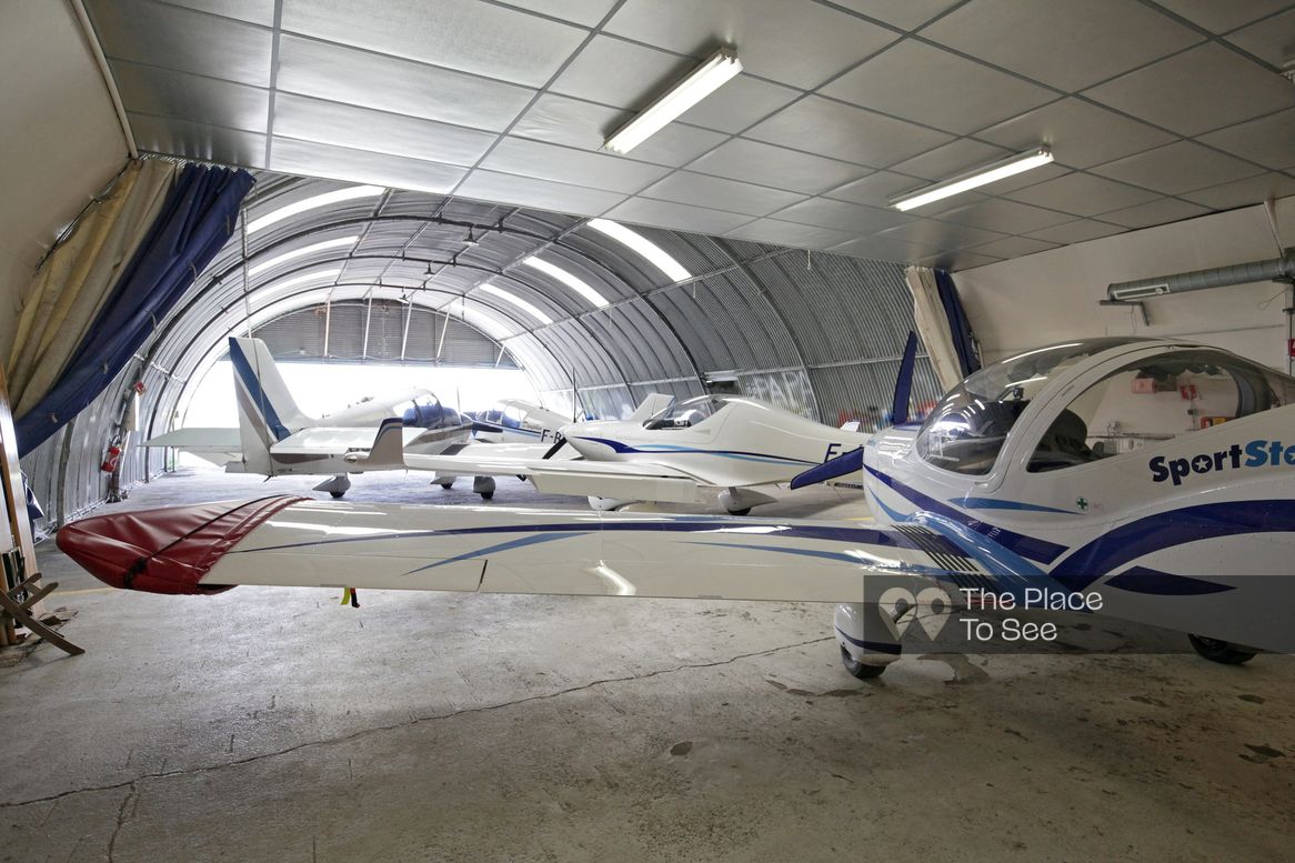 Hangar