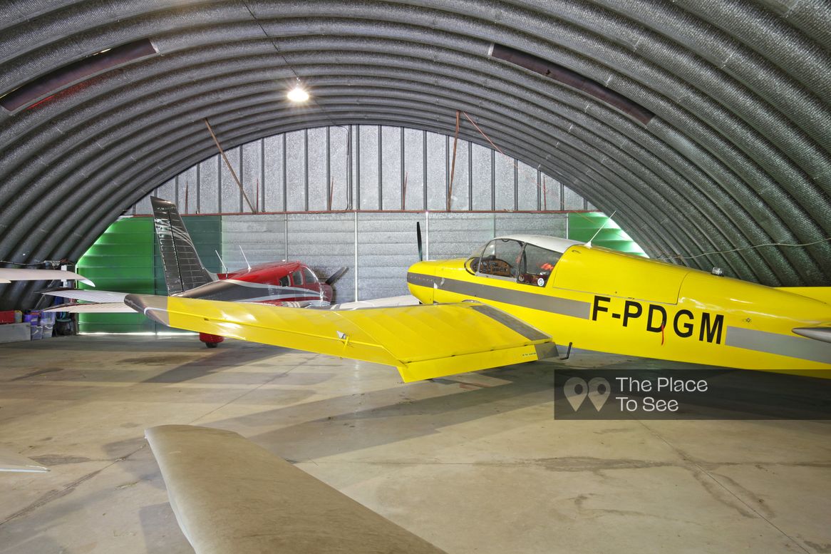 Hangar