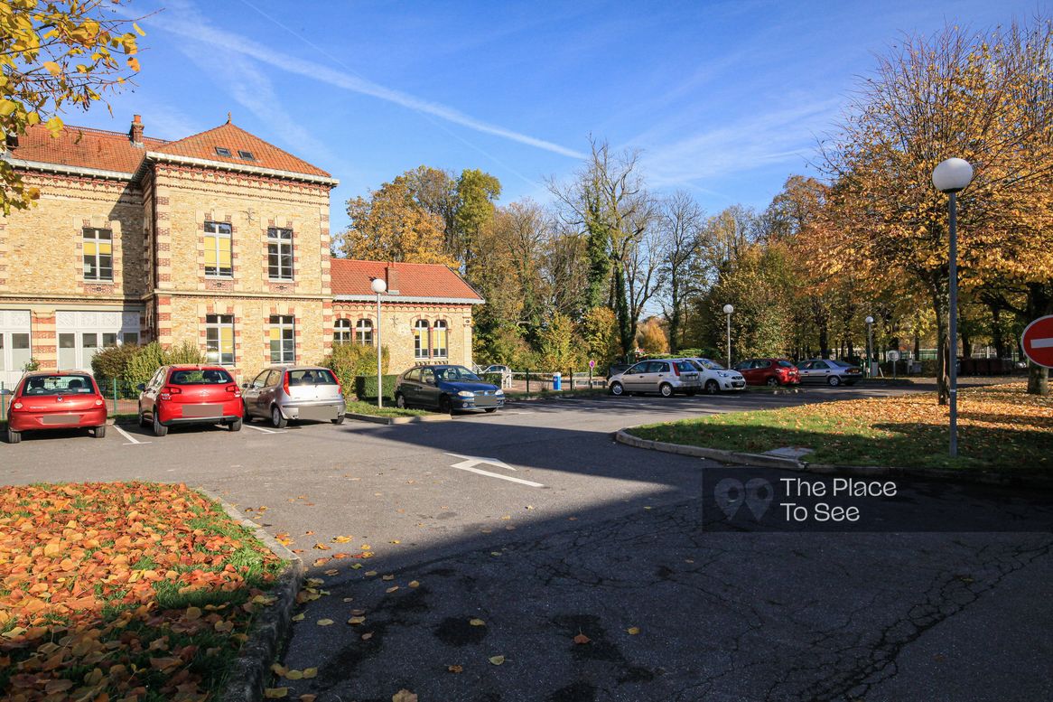 Parking Exterieur