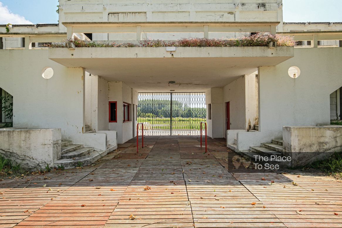 Façade