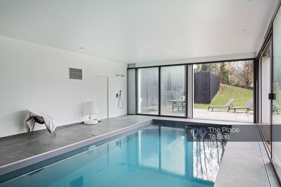 Piscine intérieure