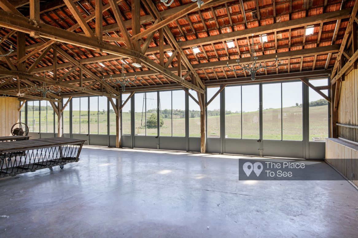 Barn