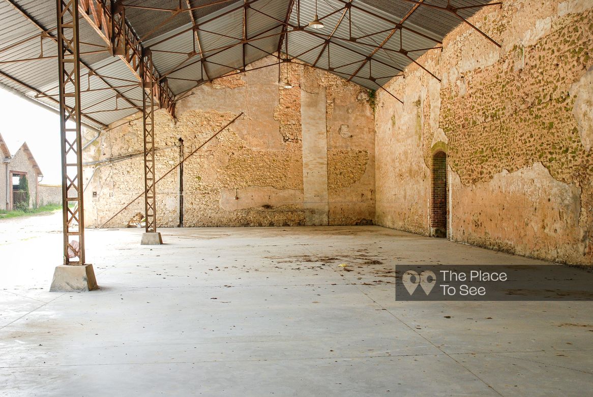 Hangar