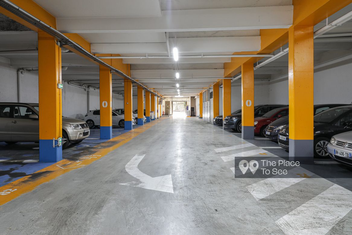 Parking intérieur