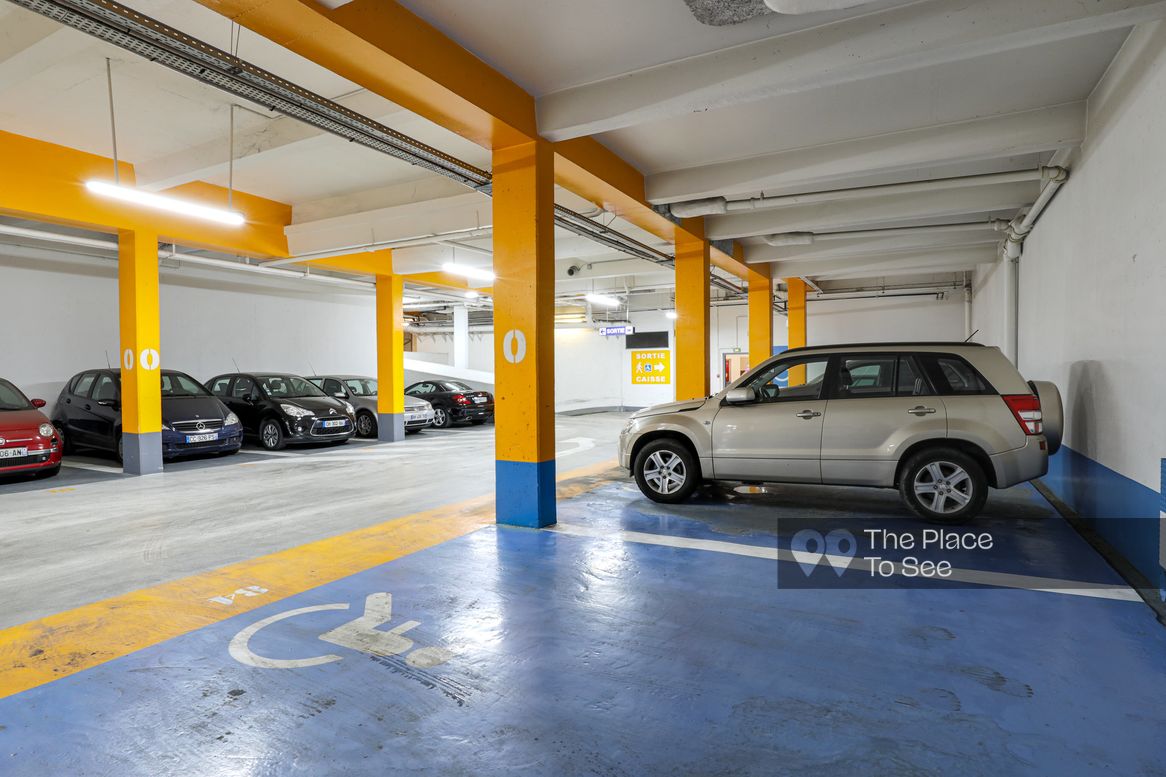 Parking intérieur