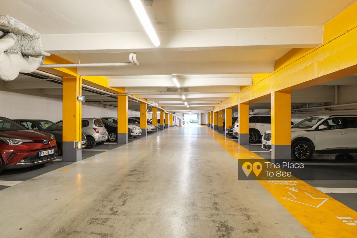 Parking intérieur