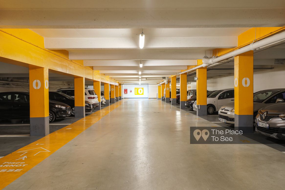 Parking intérieur
