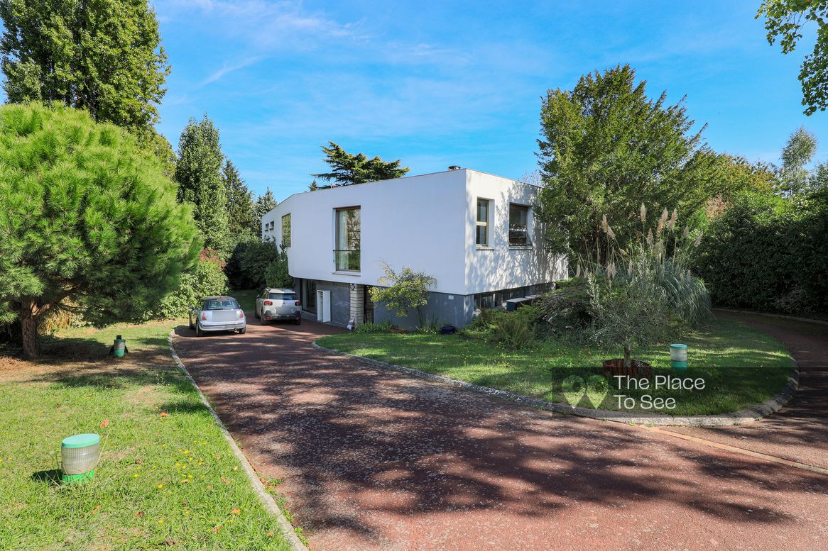 Façade