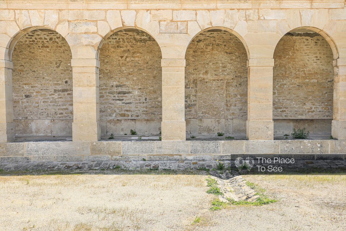 Façade