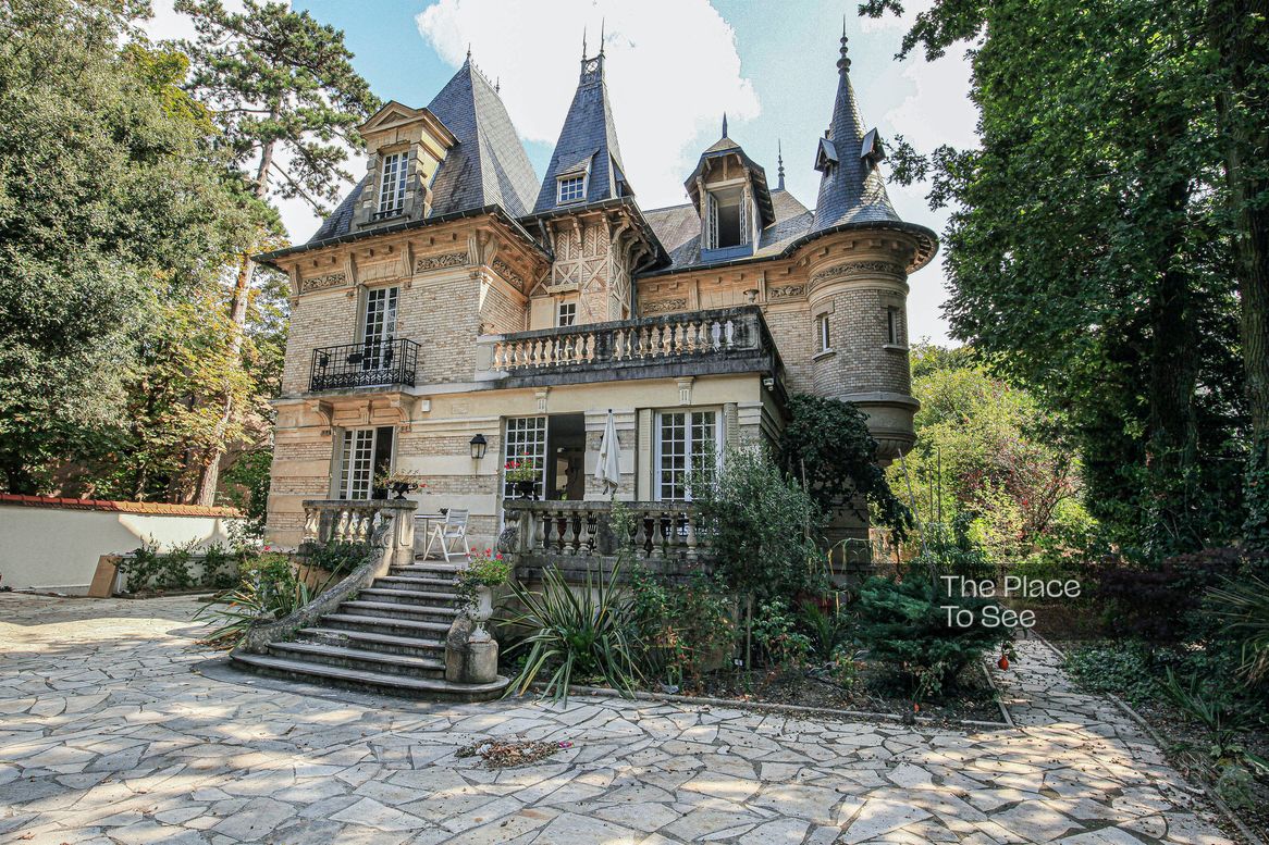 Façade