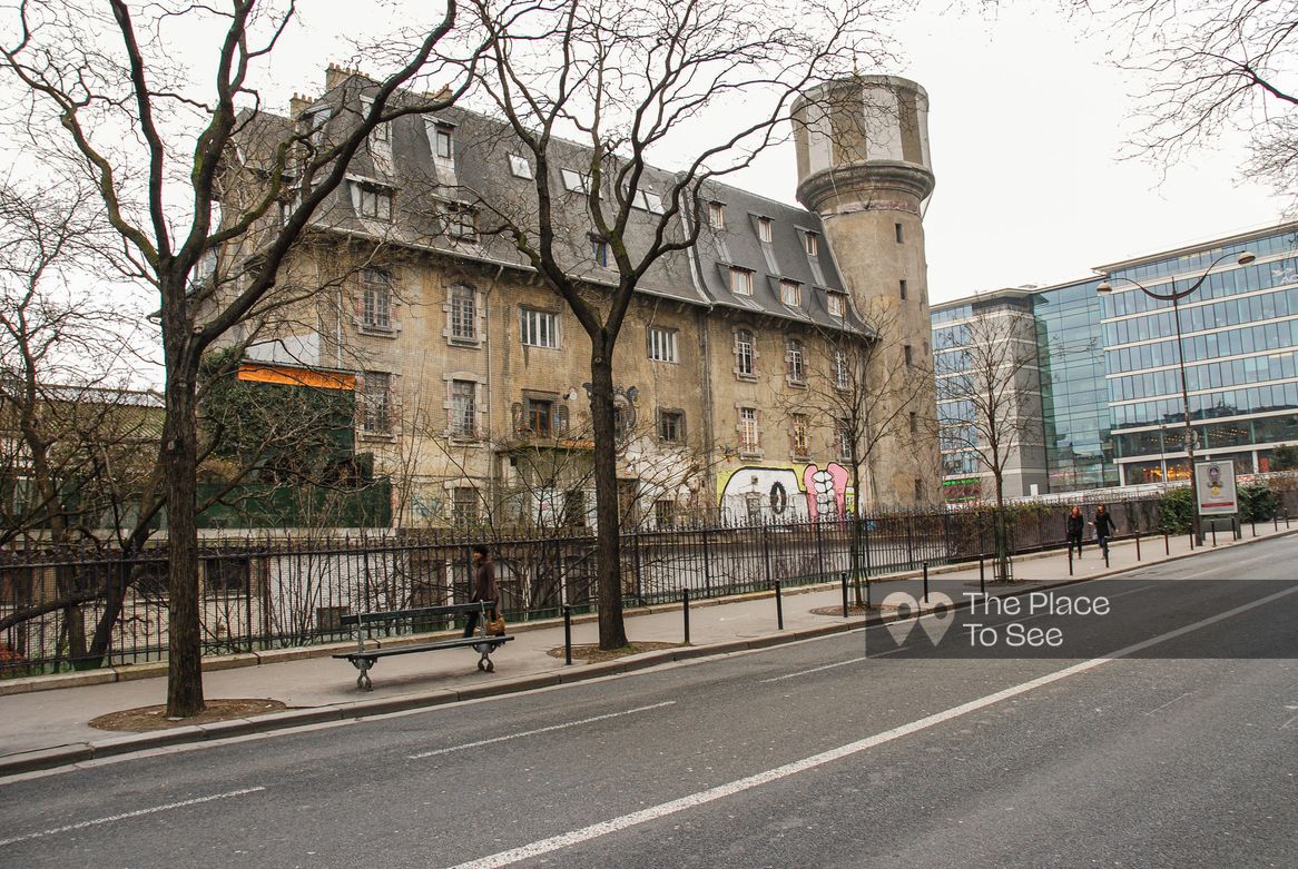 Façade