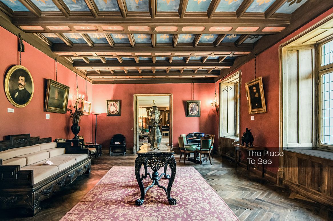 Salon