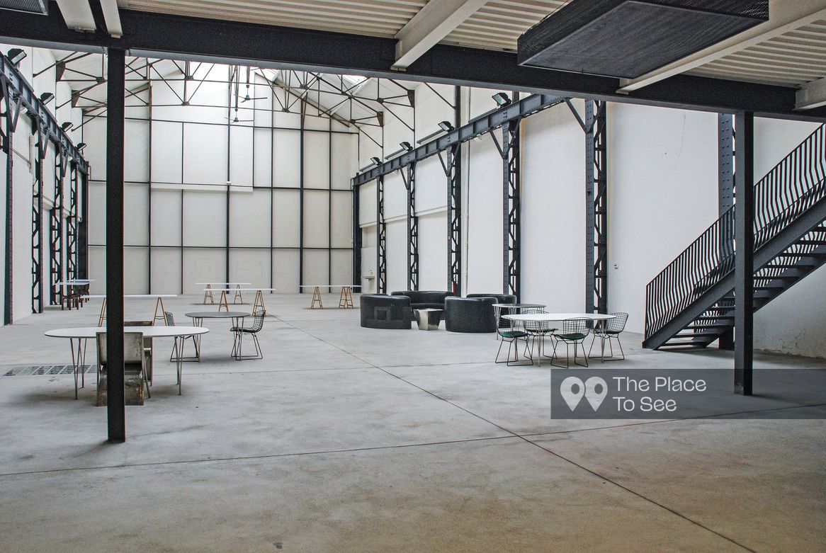 Hangar