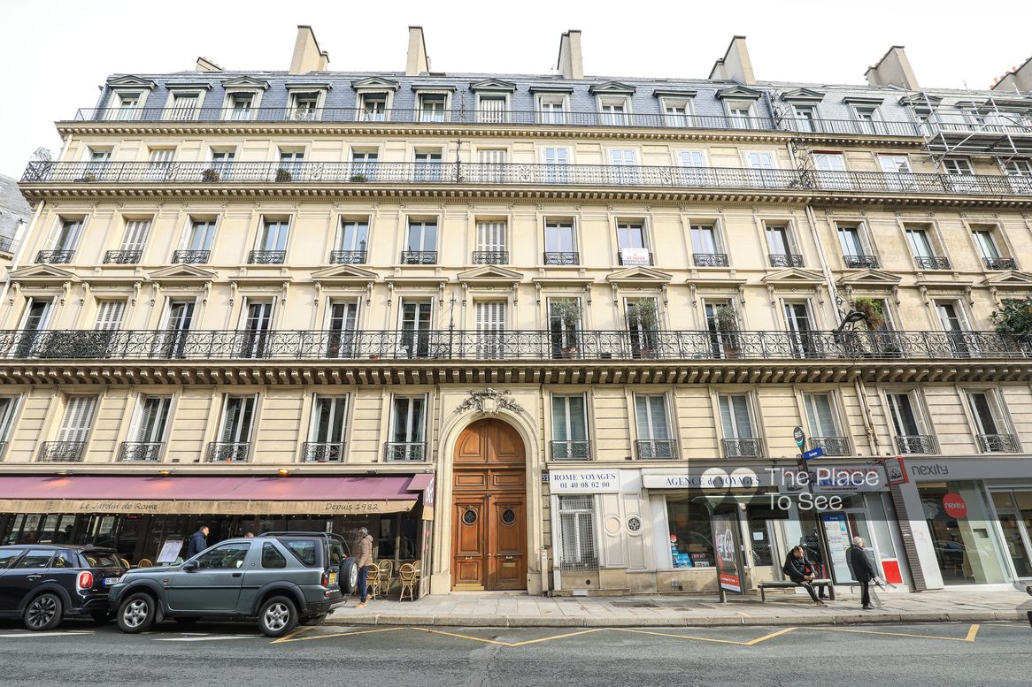 Façade