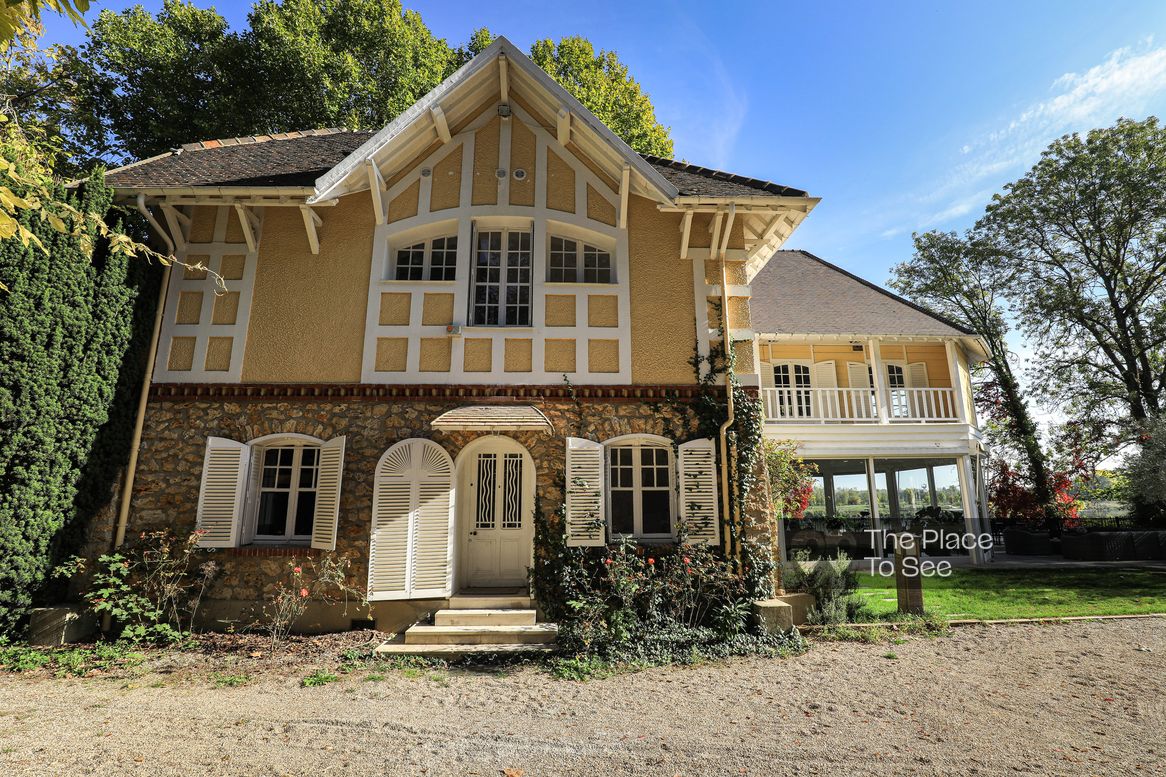 Façade
