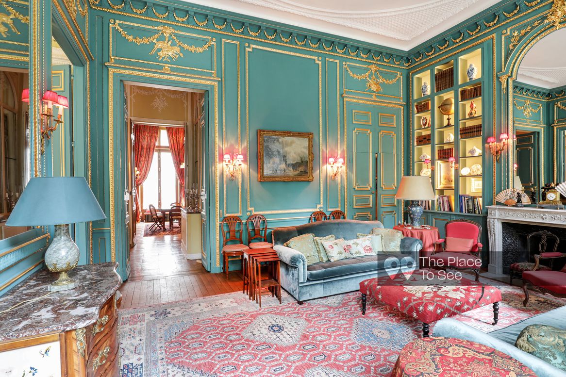 Salon