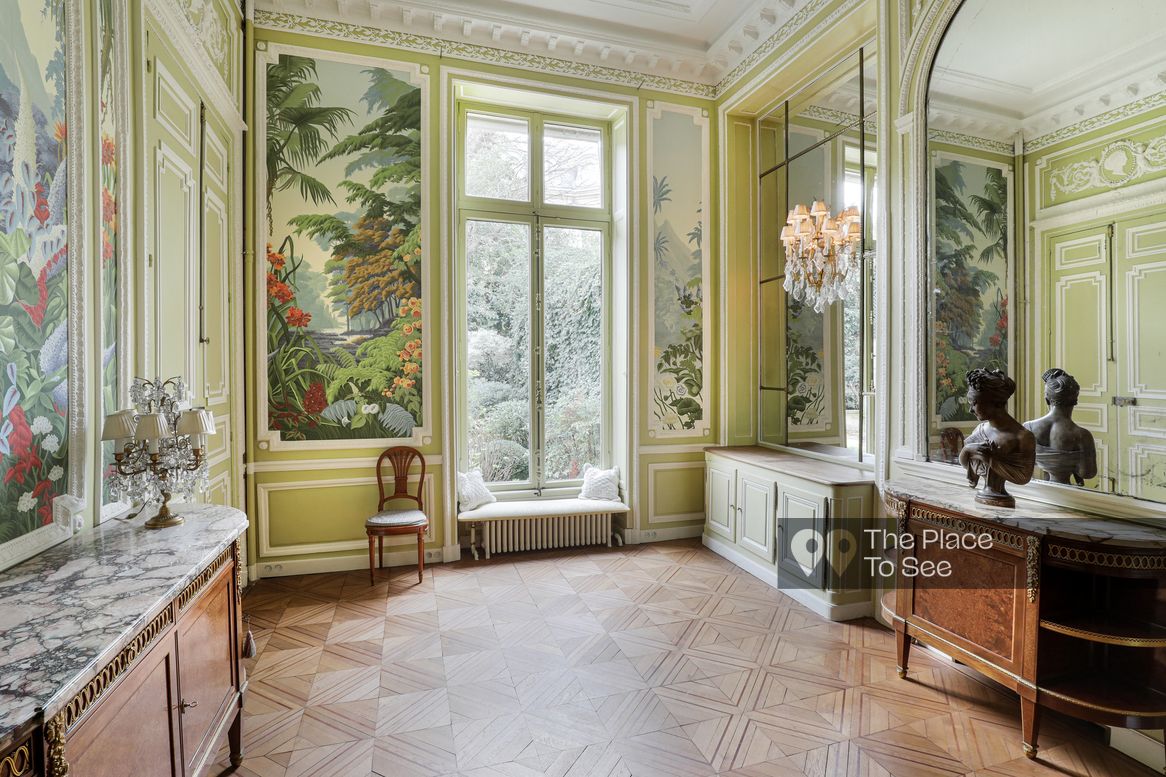 Salon